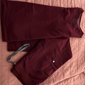 FIGS scrubs women’s